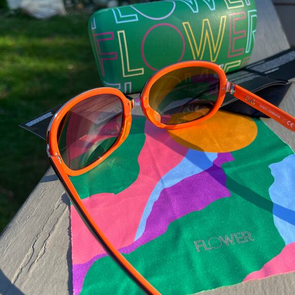 Dolce & Gabbana Sunglasses NWOT, COA, Case & Care Cards Included! - Picture 15 of 16